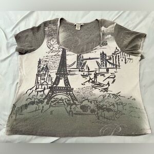 Suzee Woman Paris Tshirt size 24/26